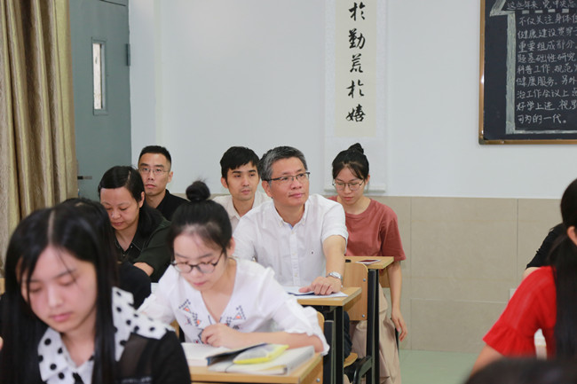 1宣书记来学院_副本.jpg 1宣书记来学院_副本.jpg