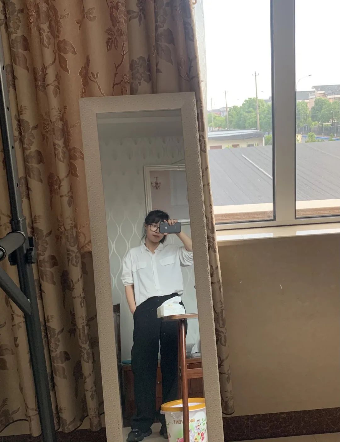 22F17 22F17